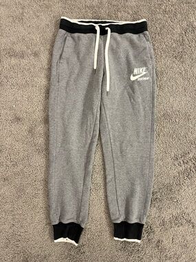 Nike Gray & Black Kids Jogger Sweatpants